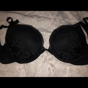 Victoria Secret dream angles push up 34C